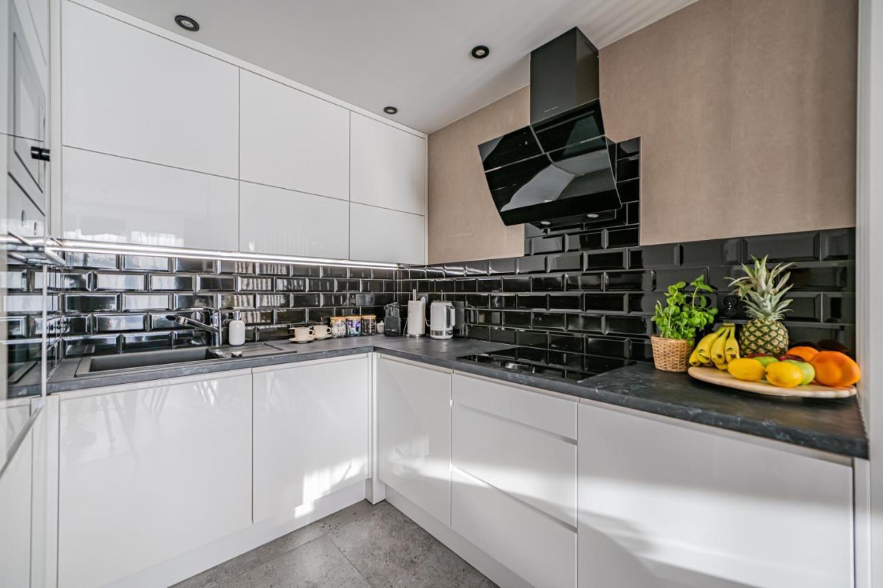 Apartment 24H With Free Garage And Ac Jagielly 5 Wroclaw Dış mekan fotoğraf